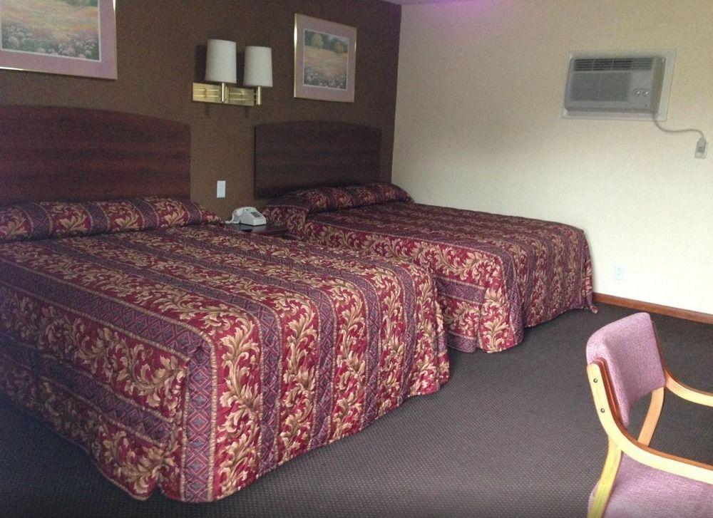 Budget Inn Oskaloosa Zewnętrze zdjęcie
