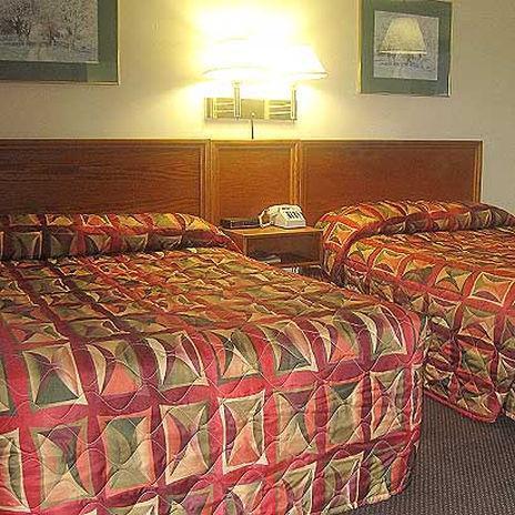 Budget Inn Oskaloosa Zewnętrze zdjęcie